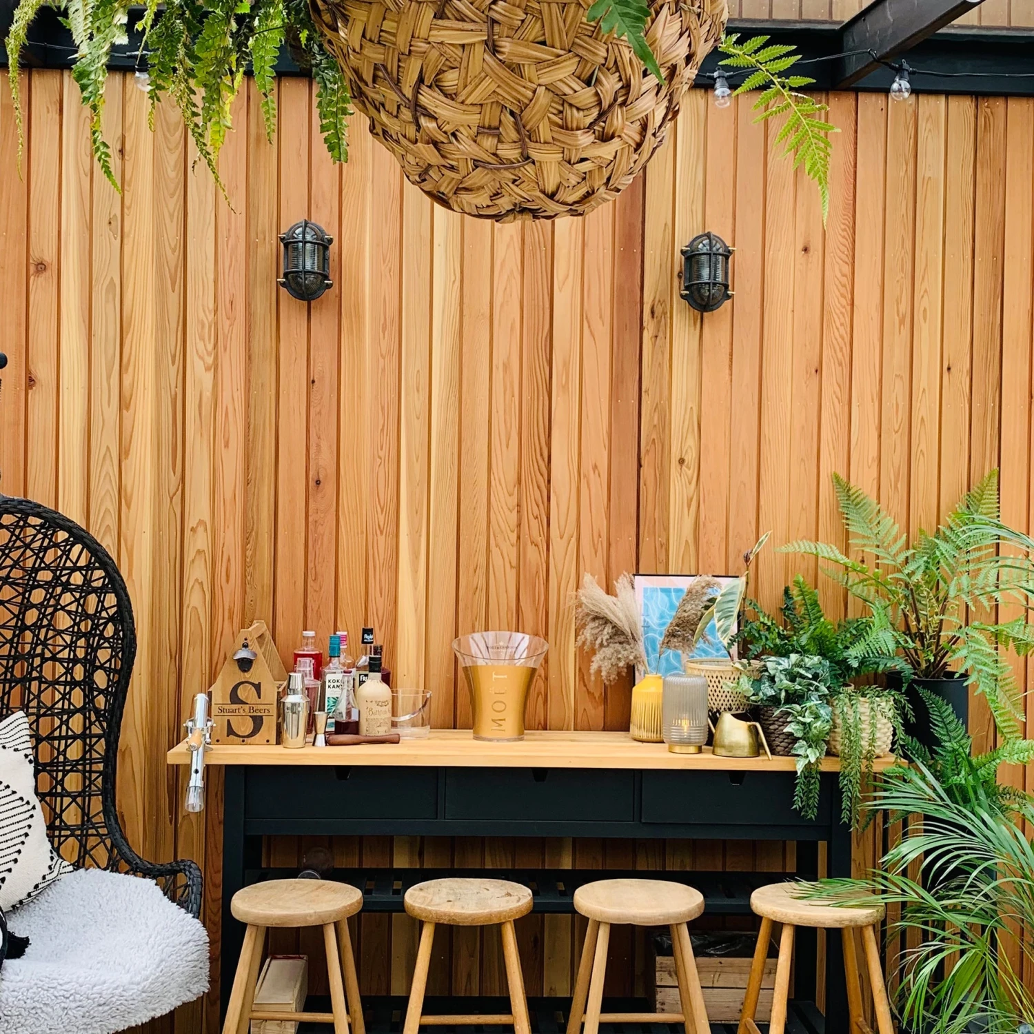 6 Inch Black Bulkhead Outdoor & Bathroom Oval Wall Light With Versatile Side & Rear Wiring Options 6 6 Inch Black Bulkhead Outdoor & Bathroom Oval Wall Light With Versatile Side & Rear Wiring Options - Image 6