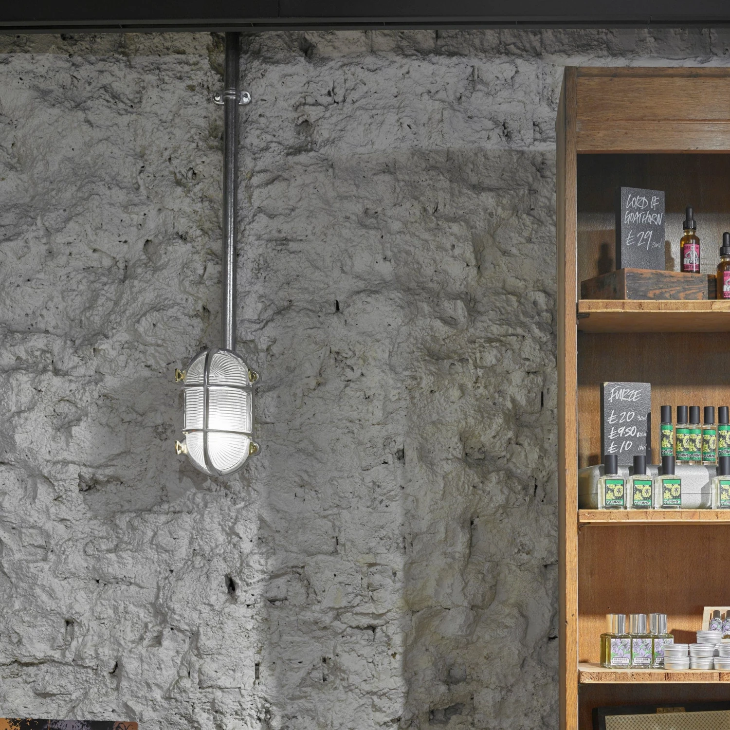 Bulkhead Outdoor & Bathroom Oval Light - 6 Inch - Gunmetal 6 Bulkhead Outdoor & Bathroom Oval Light - 6 Inch - Gunmetal - Image 6