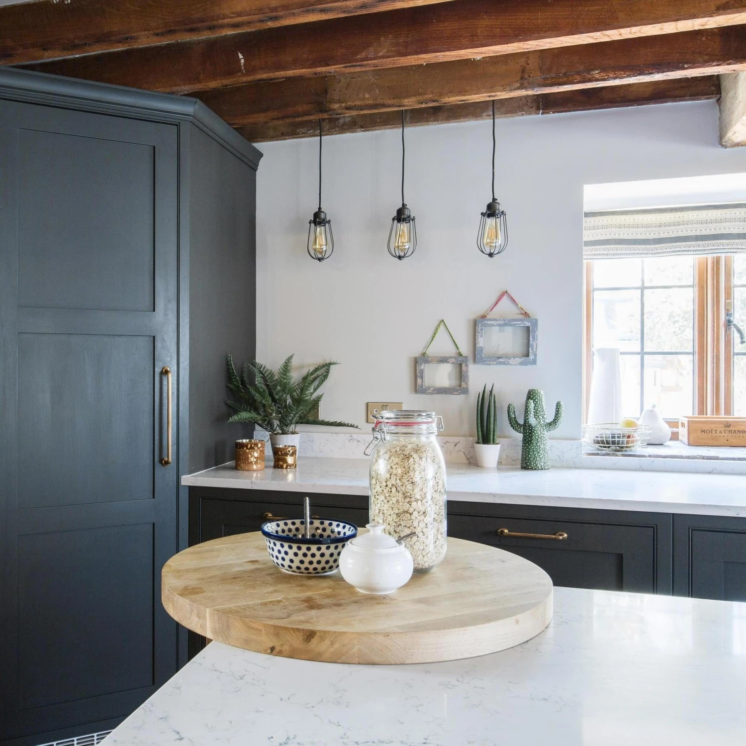 Orlando Wire Cage Pendant - 4 Inch - Pewter 4 Orlando Wire Cage Pendant - 4 Inch - Pewter - Image 4