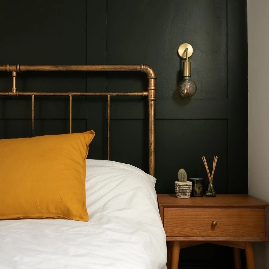 Sleek Edison Wall Light - Brass 17 Sleek Edison Wall Light - Brass - Image 17