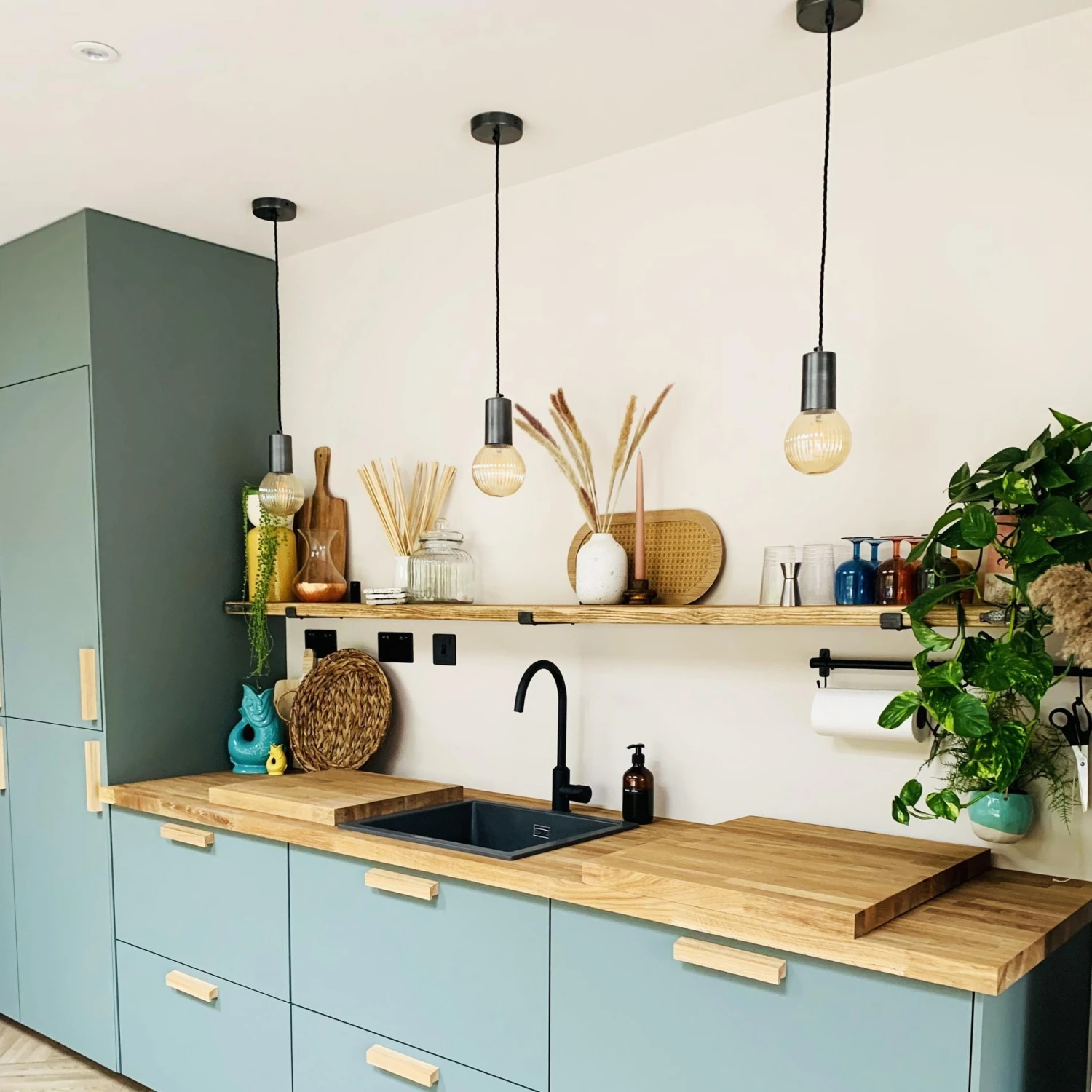 Sleek Large Edison Pendant - 1 Wire – Pewter 6 Sleek Large Edison Pendant - 1 Wire – Pewter - Image 6