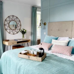 Swan Neck Glass Funnel Wall Light - 7 Inch - Brass -Industville Shop SN GLFWL7 BHRINDUSTVILLEB2BBEDROOMHOTELROOMCustomHouse emmaclanfieldinteriors 9 BRIGHTENED