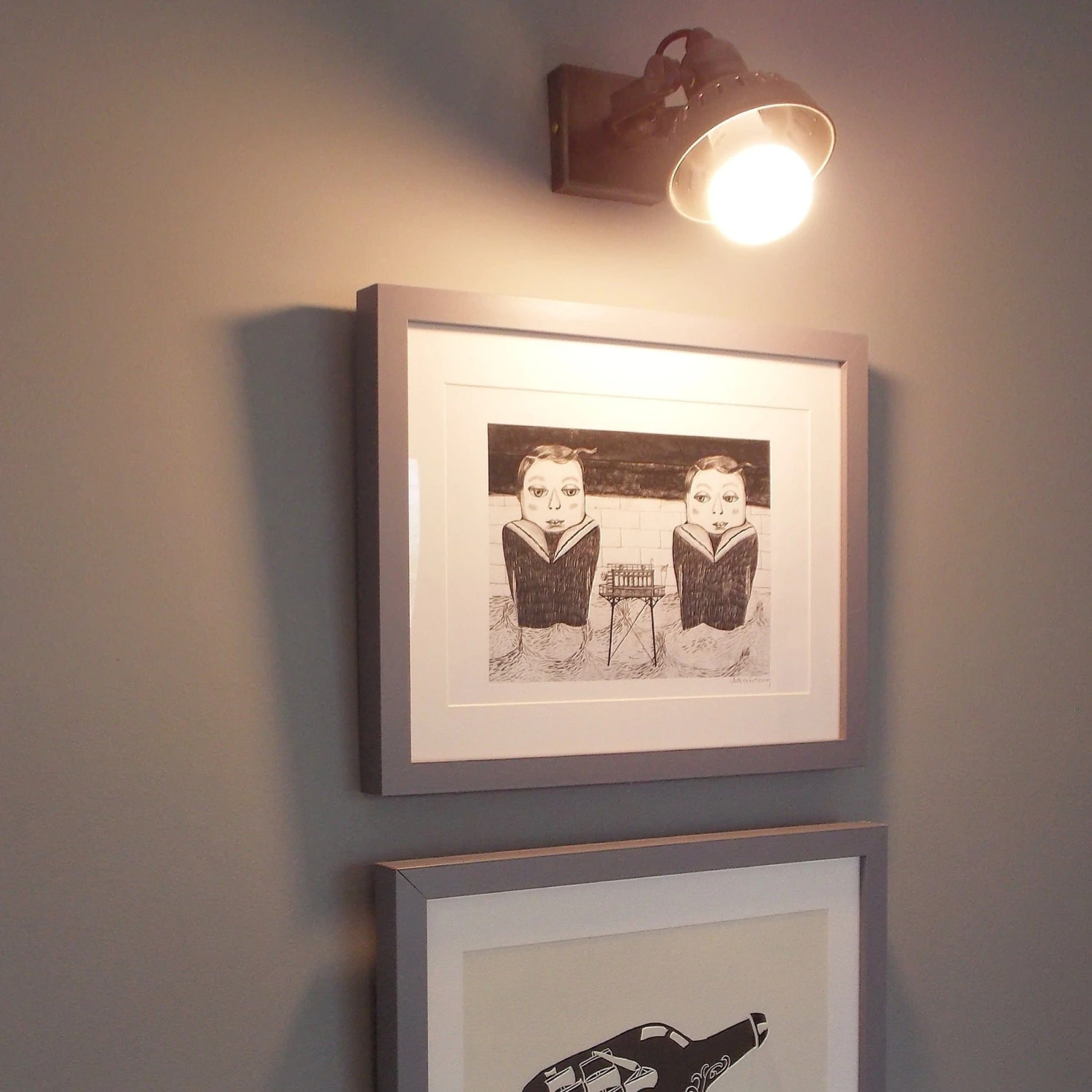 Swivel Spotlight Wall Light - Single - Pewter 7 Swivel Spotlight Wall Light - Single - Pewter - Image 7