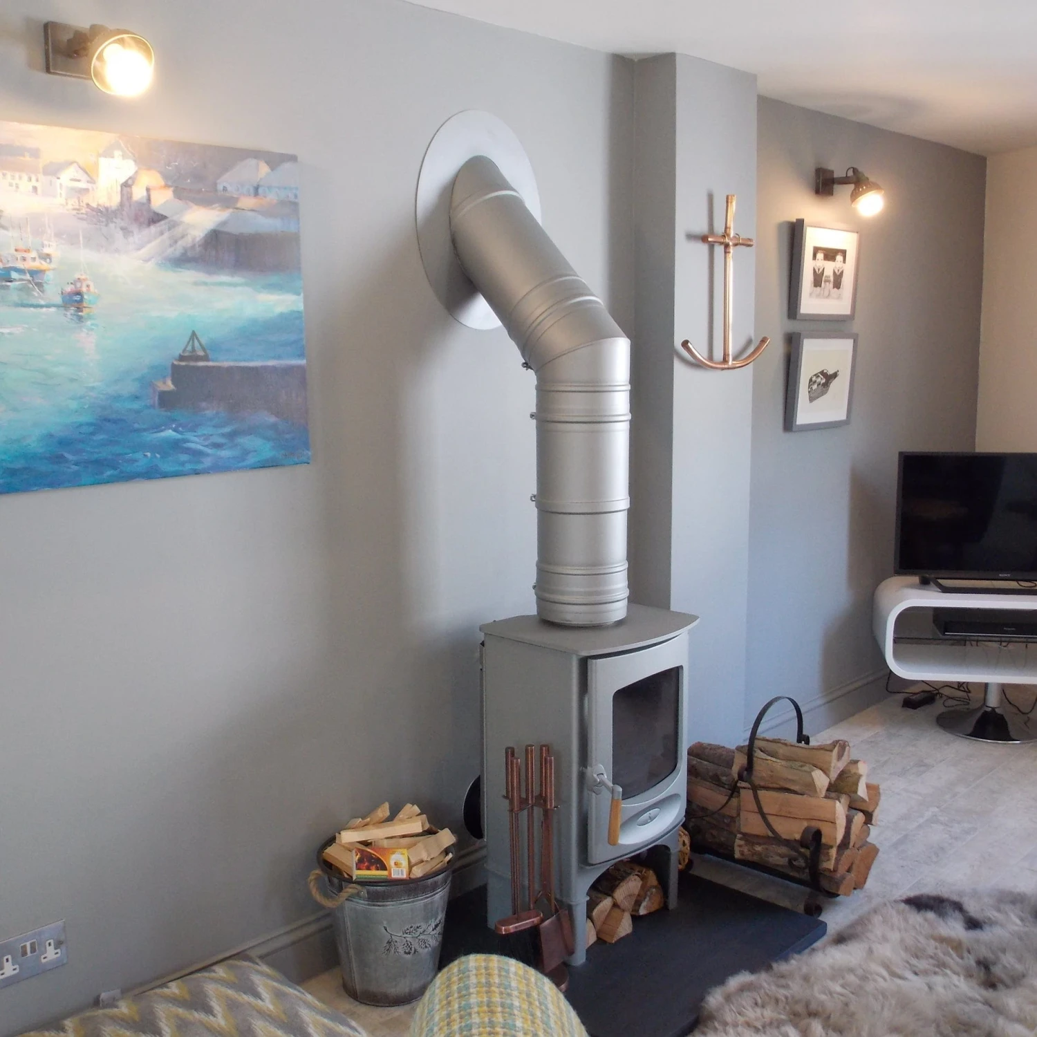 Swivel Spotlight Wall Light - Single - Pewter 5 Swivel Spotlight Wall Light - Single - Pewter - Image 5