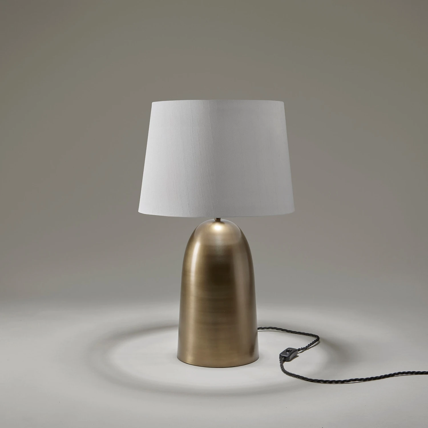 Pillar Bell Table Lamp - Brass